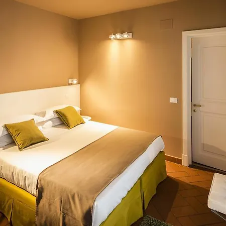 Hotel Palazzo Lorenzo Boutique & 4*
